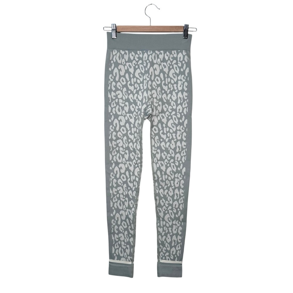 Sweaty Betty Blue Leopard Print Jacquard Base Layer Seamless Leggings Size M NWT - Picture 2 of 9